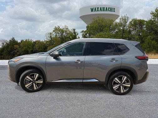Gun Metallic 2023 Nissan Rogue SL