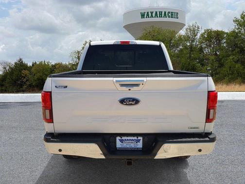 White Platinum Clearcoat Metallic 2019 Ford F-150 Lariat
