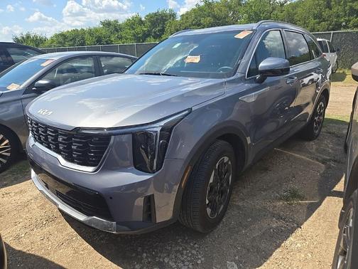 2024 Kia Sorento S