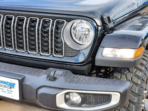 2026 Jeep Gladiator Texas Trail