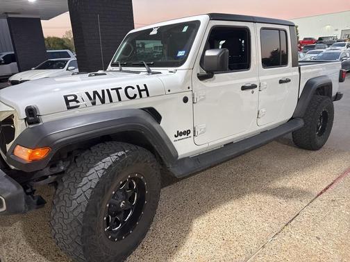 2023 Jeep Gladiator Sport