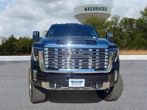 2024 GMC Sierra 2500 Denali