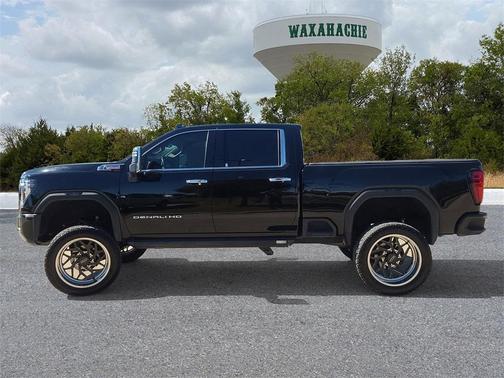 2024 GMC Sierra 2500 Denali