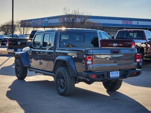 2025 Jeep Gladiator Sport