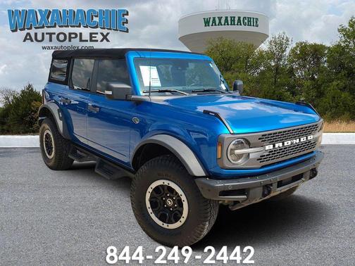 Blue Metallic 2022 Ford Bronco Wildtrak