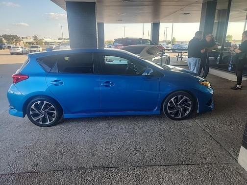 2017 Toyota Corolla iM Base