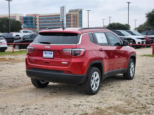 2026 Jeep Compass Latitude