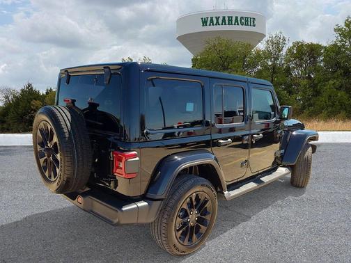 2025 Jeep Wrangler 4xe Sahara