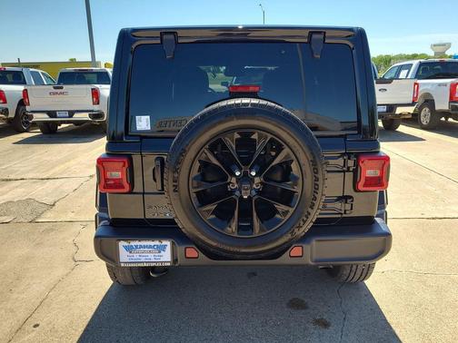 Black Clearcoat 2025 Jeep Wrangler 4xe Sahara