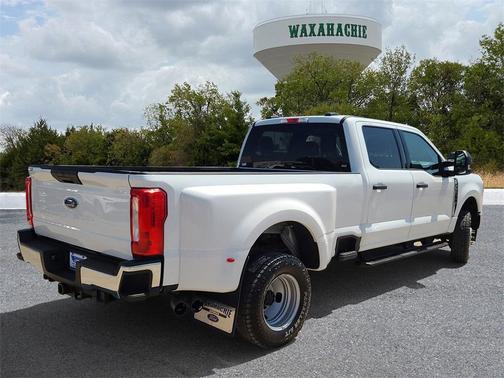 2024 Ford F-350 XLT