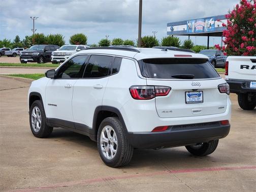 2025 Jeep Compass Latitude