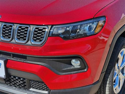 2025 Jeep Compass Latitude