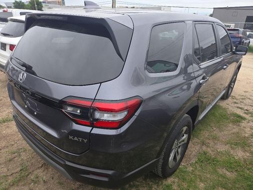 Gray 2025 Honda Pilot EX-L