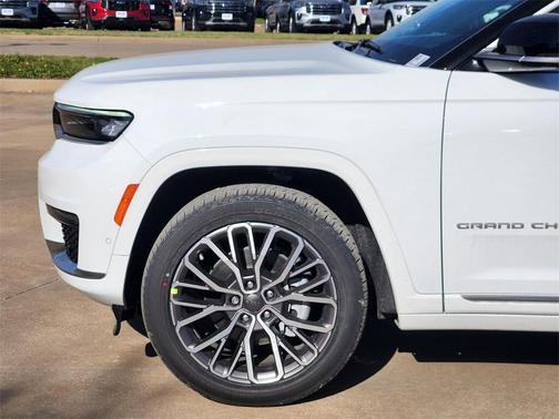 2025 Jeep Grand Cherokee L Summit