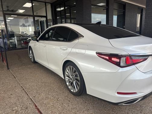 2021 Lexus ES 350 Ultra Luxury