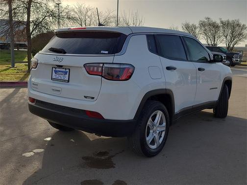 2023 Jeep Compass Sport