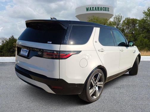 2023 Land Rover Discovery P300 S R-Dynamic