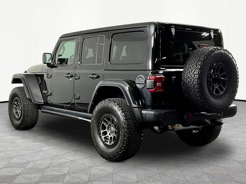 Black Clearcoat 2022 Jeep Wrangler Unlimited Rubicon 392