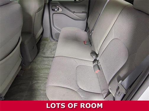 Brilliant Silver 2018 Nissan Frontier SV