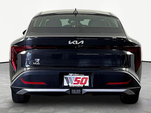 Interstellar Gray 2025 Kia K4 EX