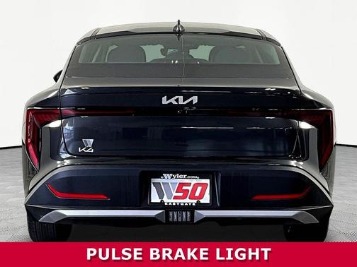 Interstellar Gray 2025 Kia K4 EX