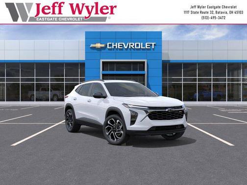 Summit White 2026 Chevrolet Trax FWD 2RS