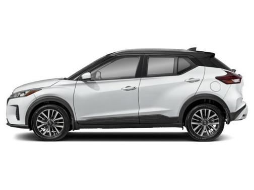 Aspen White Tricoat/Super Black 2023 Nissan Kicks SV