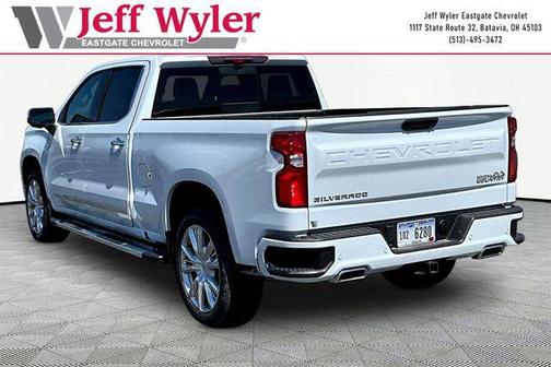 Polar White Tricoat 2026 Chevrolet Silverado 1500 High Country