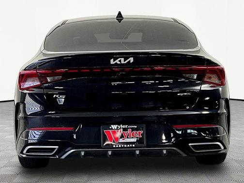 Ebony Black 2022 Kia K5 GT-Line