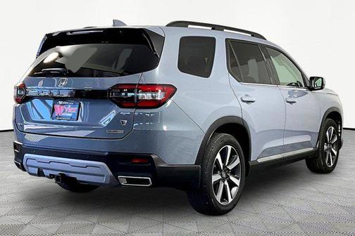 Gray 2025 Honda Pilot Touring 8-Passenger