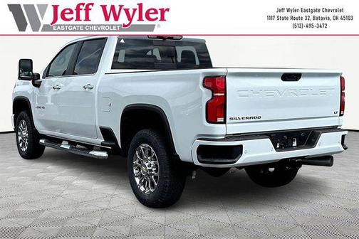 Summit White 2026 Chevrolet Silverado 2500 LT