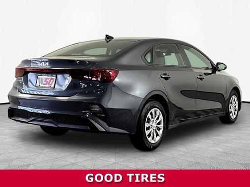 Gravity Gray 2024 Kia Forte LX