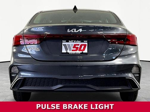 Gravity Gray 2024 Kia Forte LX