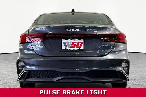 Gravity Gray 2024 Kia Forte LX