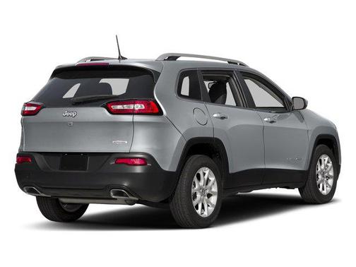 Granite Crystal Metallic Clearcoat 2018 Jeep Cherokee Latitude Plus