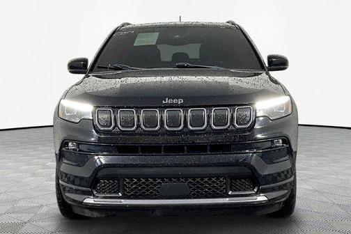 Diamond Black Crystal Pearlcoat 2022 Jeep Compass High Altitude