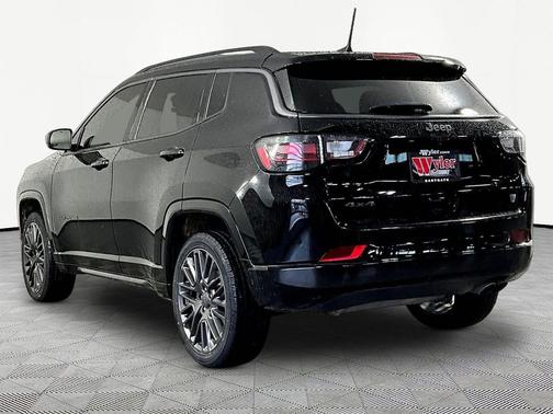 Diamond Black Crystal Pearlcoat 2022 Jeep Compass High Altitude