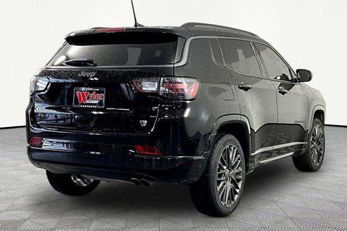 Diamond Black Crystal Pearlcoat 2022 Jeep Compass High Altitude