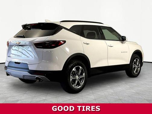 Summit White 2024 Chevrolet Blazer 2LT