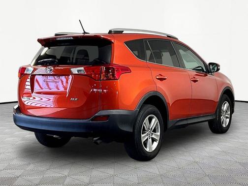 Hot Lava 2015 Toyota RAV4 XLE