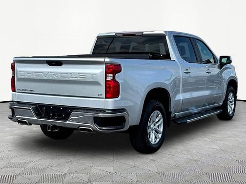 Silver Ice Metallic 2019 Chevrolet Silverado 1500 LT