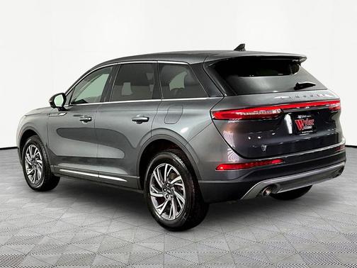 ASHER GRAY MET CC 2023 Lincoln Corsair Standard
