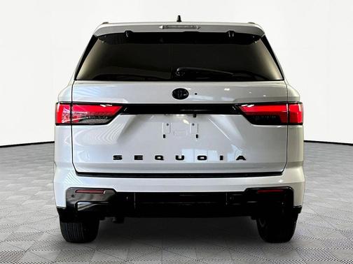 Wind Chill Pearl 2024 Toyota Sequoia SR5