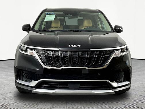 Aurora Black Pearl 2024 Kia Carnival EX