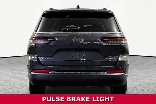 Baltic Gray Metallic Clearcoat 2023 Jeep Grand Cherokee L Laredo
