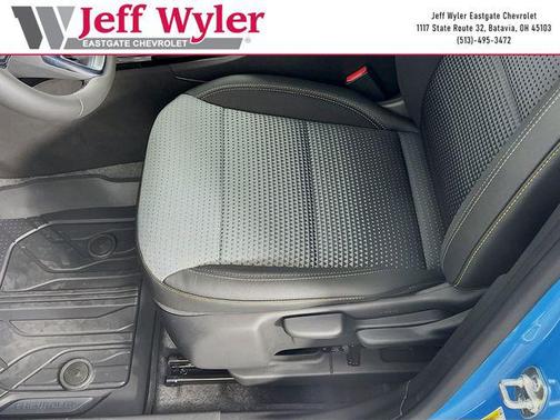 Marina Blue Metallic 2026 Chevrolet Trax LT