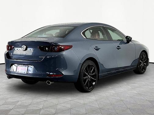 Polymetal Gray Metallic 2022 Mazda Mazda3 FWD