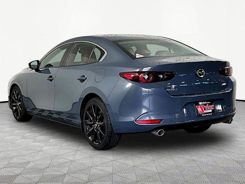 Polymetal Gray Metallic 2022 Mazda Mazda3 FWD