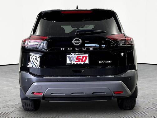 Super Black 2023 Nissan Rogue SV