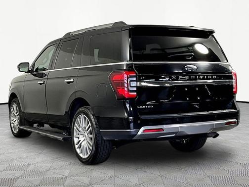 AGATE BLACK METALLIC 2024 Ford Expedition Limited